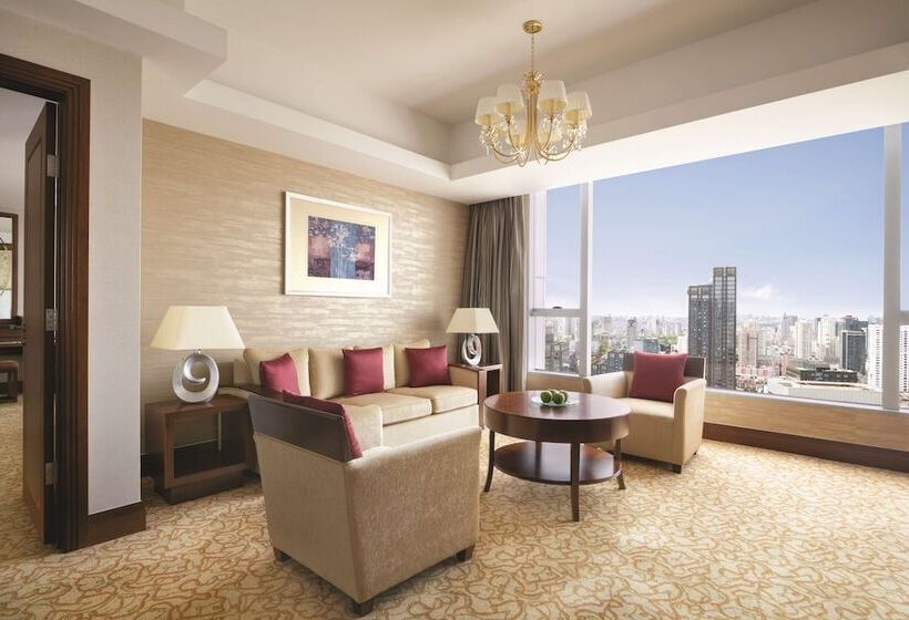 سوییت اجرایی, Shangri La Ningbo   The Three Rivers Intersection