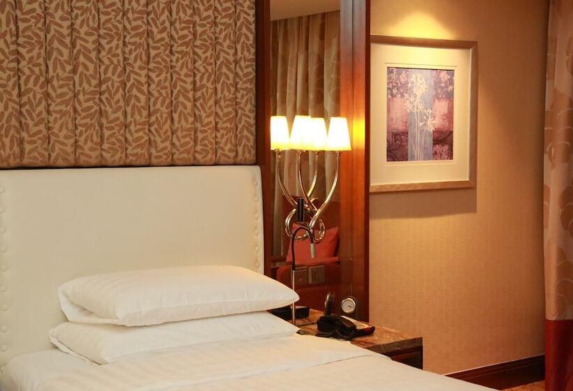 اتاق کلاب, Shangri La Ningbo   The Three Rivers Intersection
