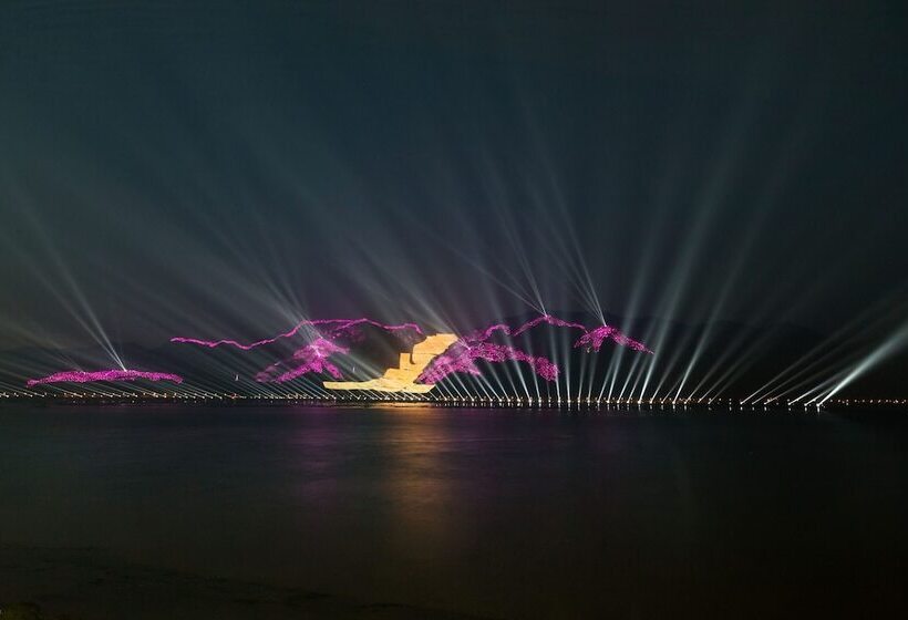 اتاق پرمیوم, Shangri La Wenzhou A Panoramic View Of The River, Adjacent To Wenzhou International Convention And E