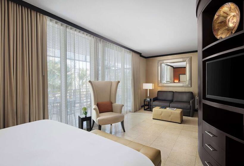 سوییت, Z Ocean Hotel, Classico A Sonesta Collection