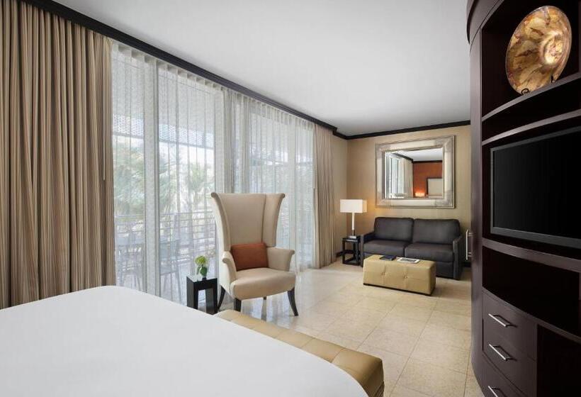 سوئیت برای معلولان, Z Ocean Hotel, Classico A Sonesta Collection