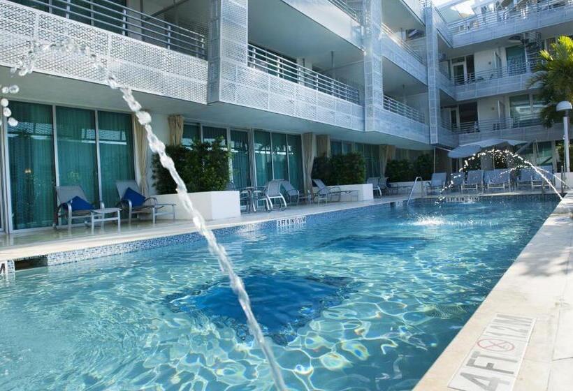 سوییت با استخر, Z Ocean Hotel, Classico A Sonesta Collection
