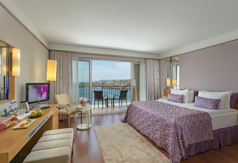 اتاق لوکس, Kefaluka Resort