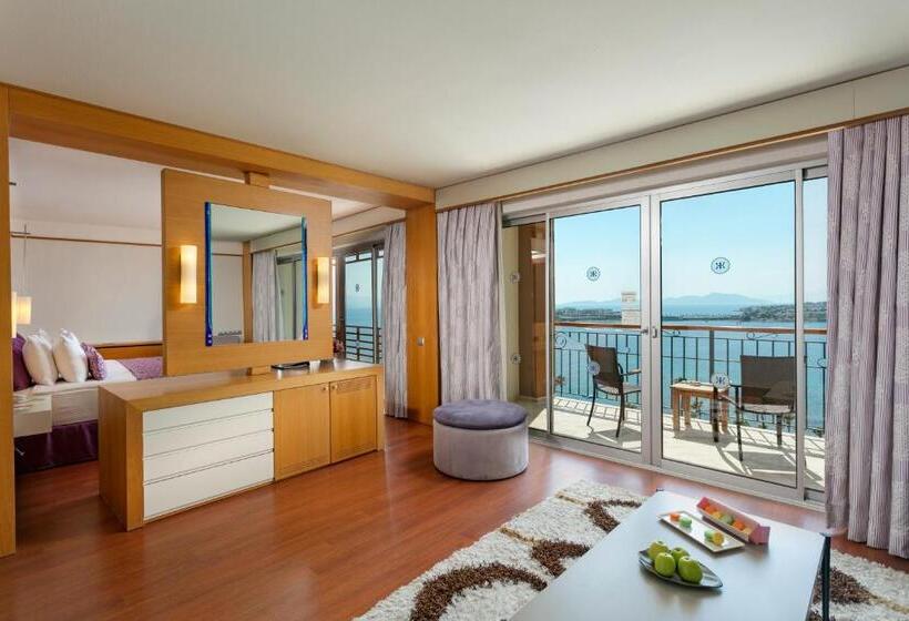 سوییت جونیور, Kefaluka Resort