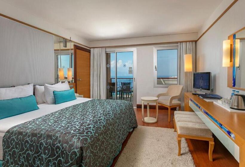 اتاق استاندارد تودرتو, Kefaluka Resort