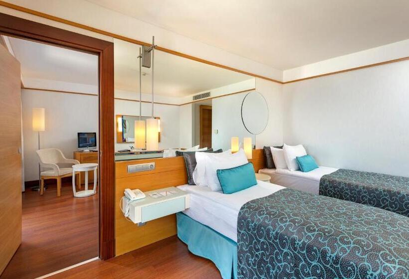 اتاق استاندارد تودرتو, Kefaluka Resort