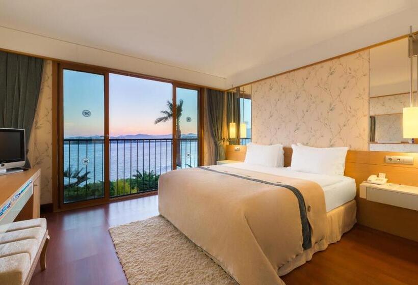 سوییت سوپریور, Kefaluka Resort