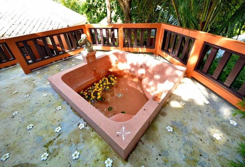 ویلای 1 خوابه, The Hideaway Pariya Haad Yuan Ko Pha Ngan