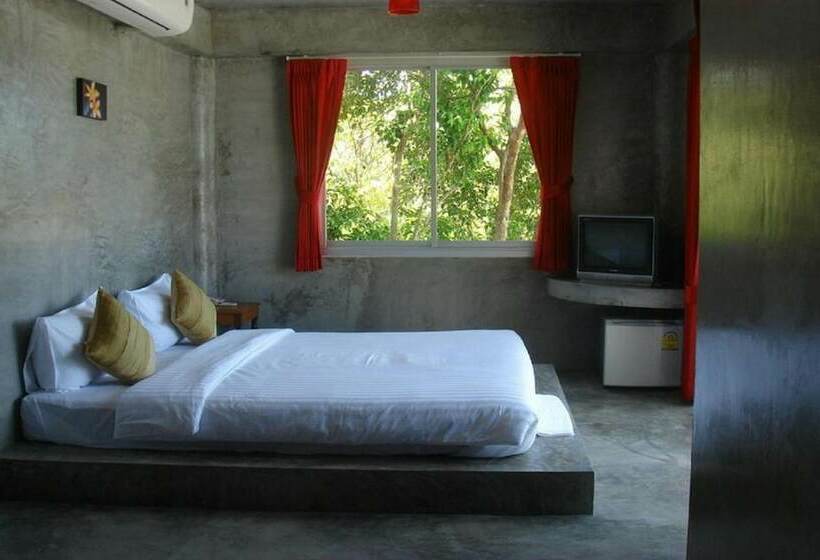 اتاق استاندارد, The Hideaway Pariya Haad Yuan Ko Pha Ngan
