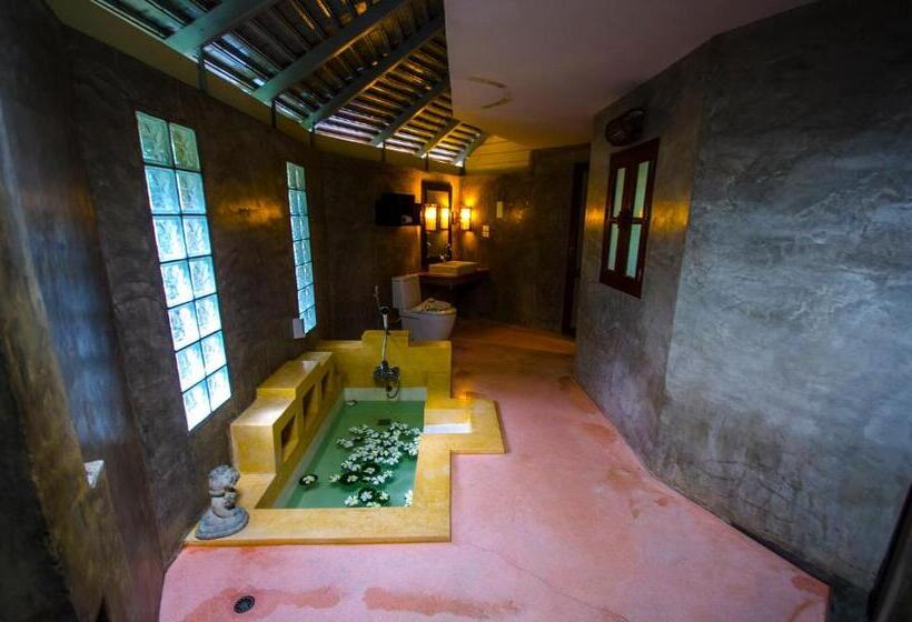 ویلای 1 خوابه, The Hideaway Pariya Haad Yuan Ko Pha Ngan