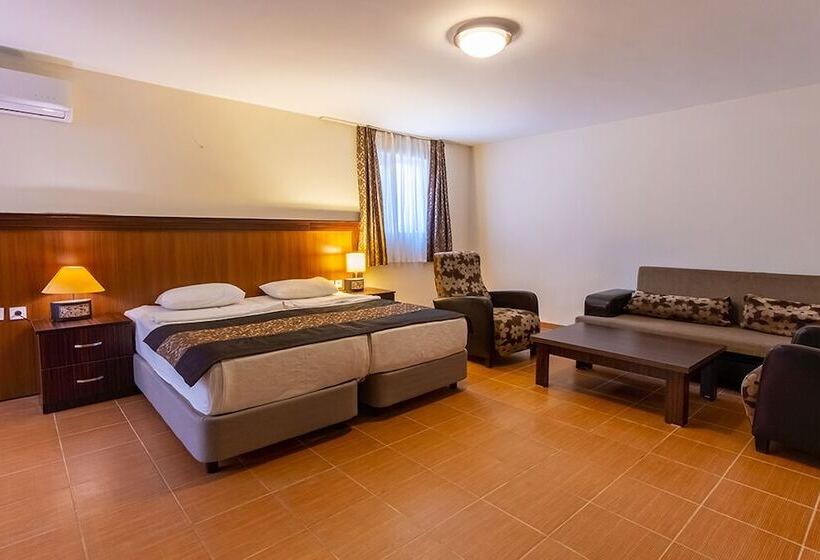 اتاق خانوادگی, The One Club Hotel   All Inclusive