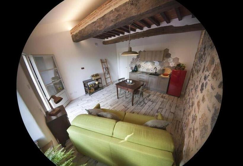 1 Bedroom Penthouse Apartment, Agriturismo La Via Dell Oliviera