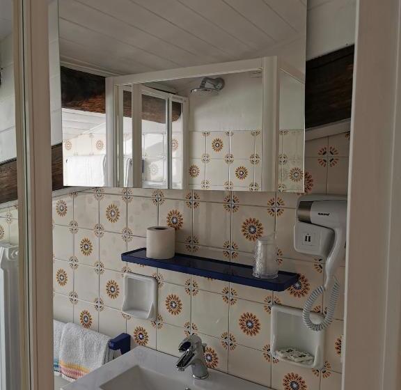 اتاق استاندارد, Bed & Breakfast Al Marinaio