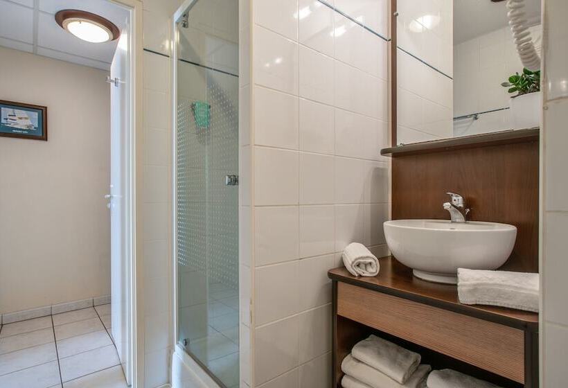 Apartamento Superior 1 Dormitório, Appart City Classic Nîmes