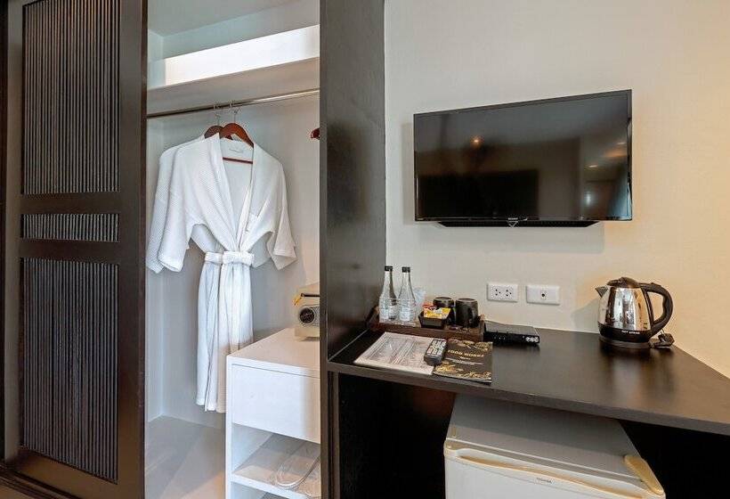 اتاق لوکس, Baramee Resortel