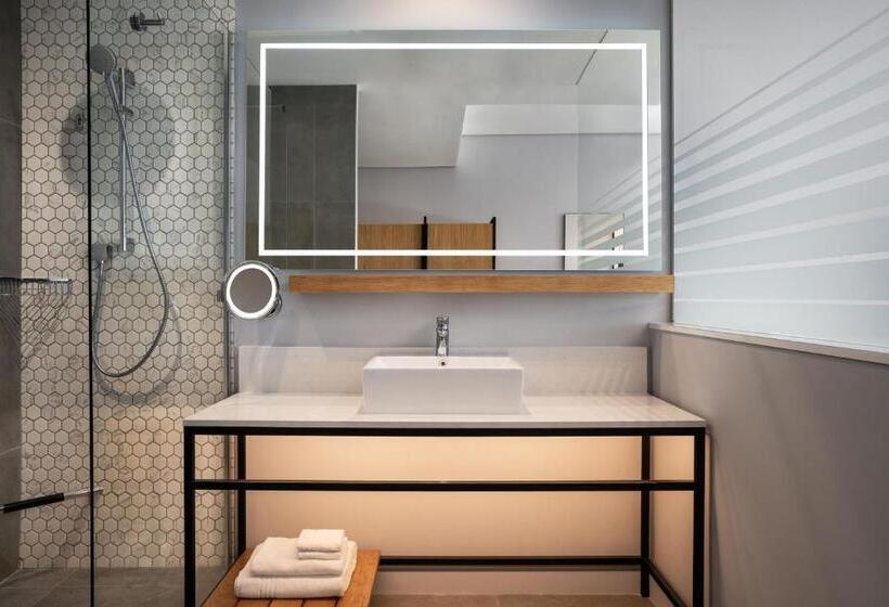 غرفة قياسية سرير كينج, Cape Town Marriott Hotel Crystal Towers
