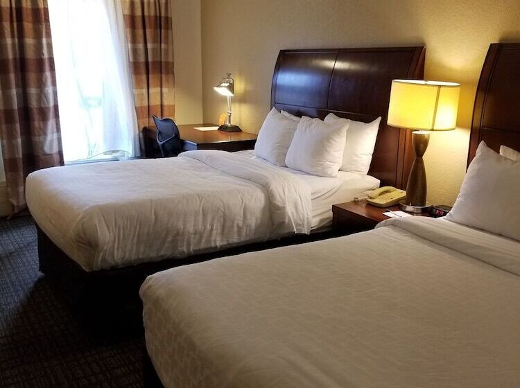 اتاق استاندارد با 2 تخت دوبل, Clarion Inn & Suites Central Clearwater Beach