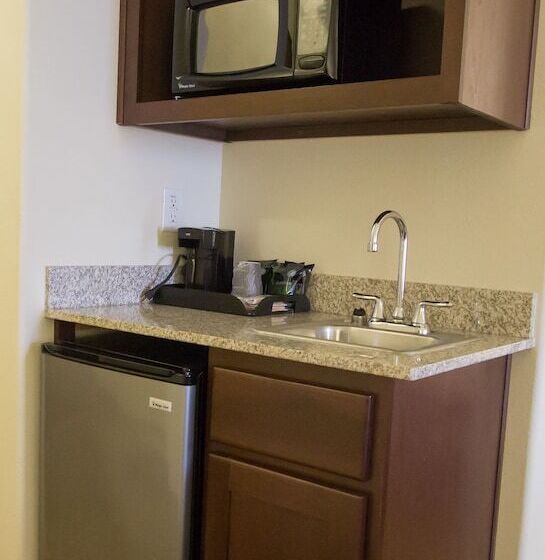 Suite Adapted for people with reduced mobility, Comfort Suites San Antonio North  Stone Oak