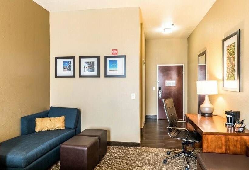 سوییت, Comfort Suites South