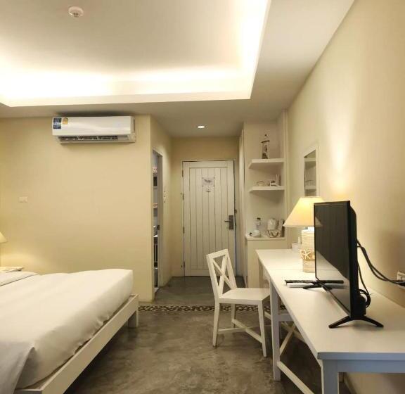 标准间, Deva Beach Resort Samui
