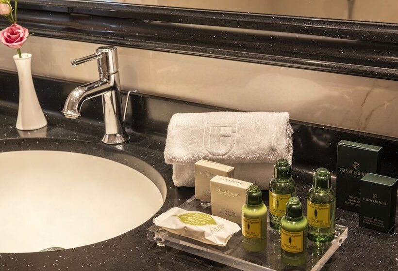 اتاق استاندارد, Grand Hotel Casselbergh