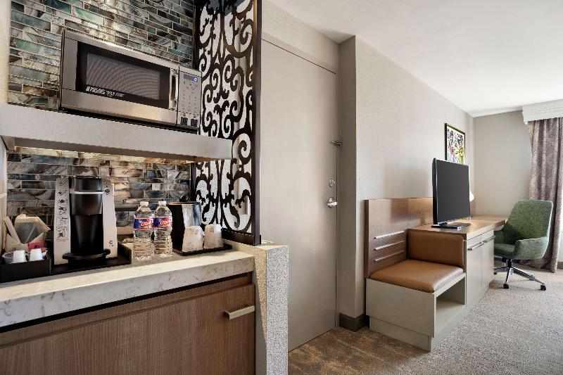 سوئیت با تخت بزرگ, Hilton Garden Inn New Orleans Convention Center