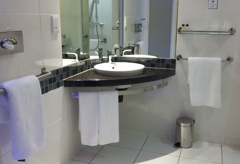 اتاق استاندارد برای معلولان, Holiday Inn Express Cape Town City Centre, An Ihg