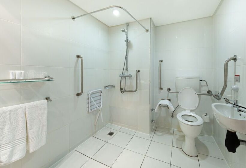 Standard Room Adapted for people with reduced mobility, Holiday Inn Express Cape Town City Centre