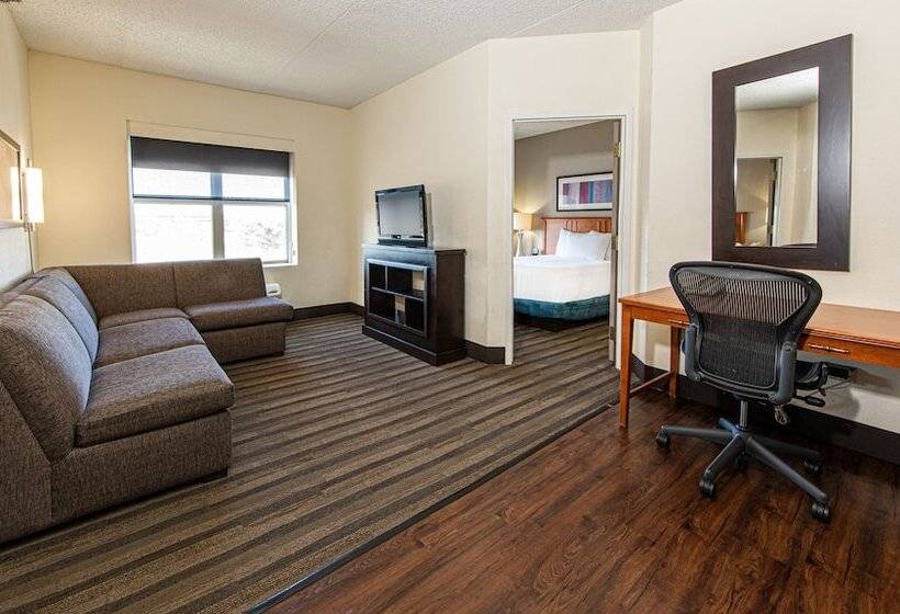 سوییت, Hyatt House Chicago Schaumburg