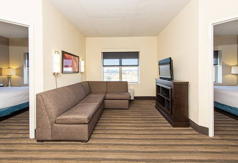 سوئیت 2 خوابه, Hyatt House Chicago Schaumburg