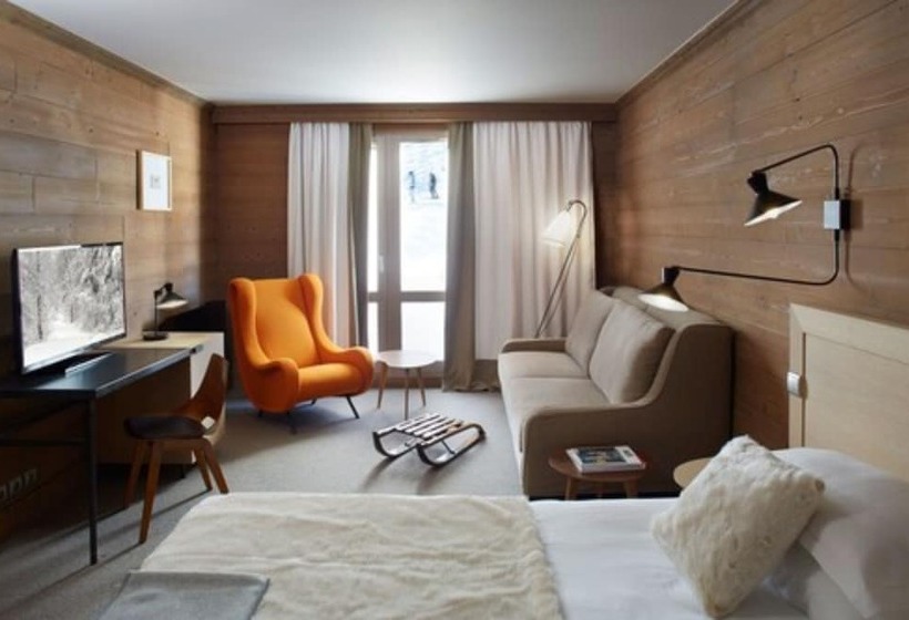 اتاق راحتی, Les Trois Vallees, A Beaumier