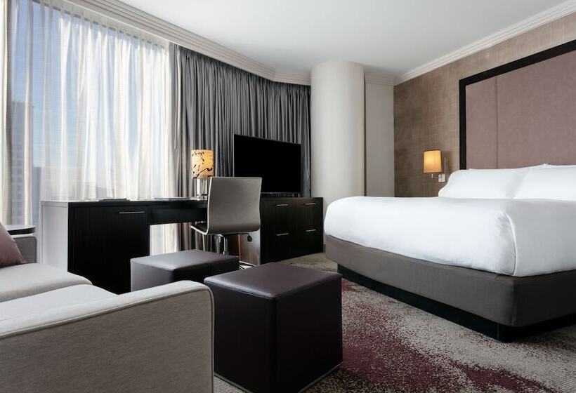 اتاق پرمیوم, Loews Atlanta