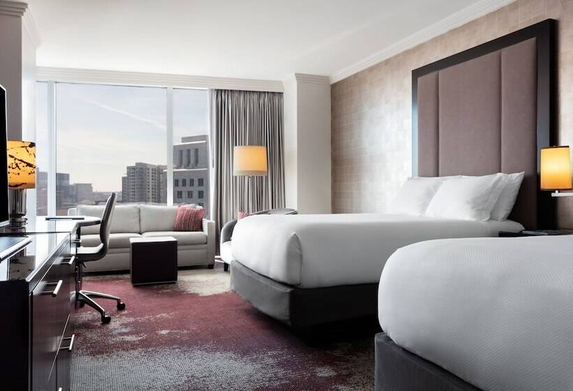 Chambre Supérieure Adaptée aux Personnes à Mobilité Réduite, Loews Atlanta