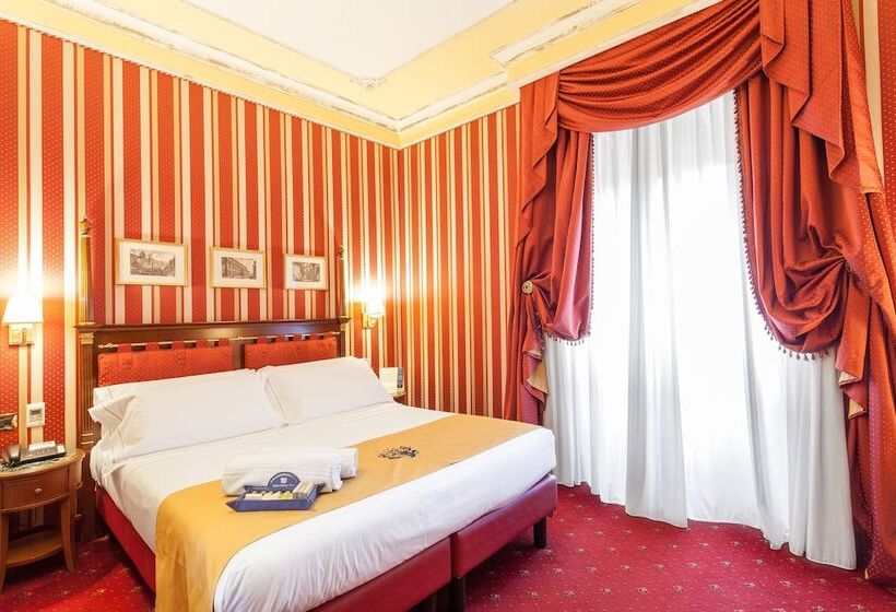 Quarto superior, Manfredi Suite In Rome