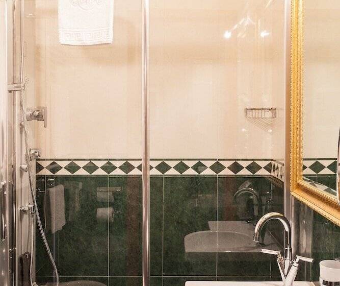اتاق استاندارد یک نفره, Manfredi Suite In Rome