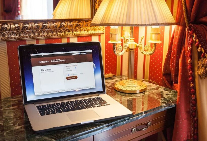 اتاق استاندارد یک نفره, Manfredi Suite In Rome