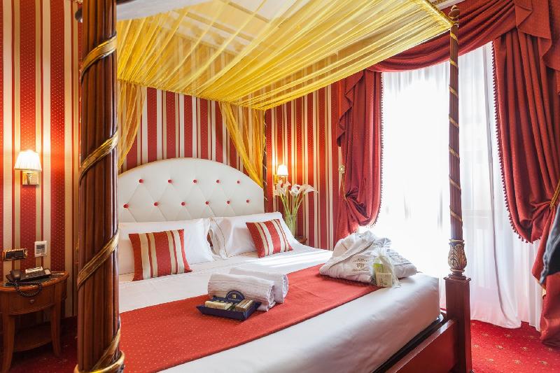 اتاق خانوادگی, Manfredi Suite In Rome