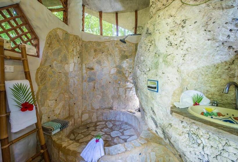 بانگلوی استاندارد, Natura Cabana Boutique Hotel & Spa By Mint