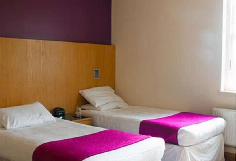 اتاق استاندارد, Rooms At 1703