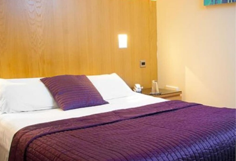 اتاق استاندارد, Rooms At 1703
