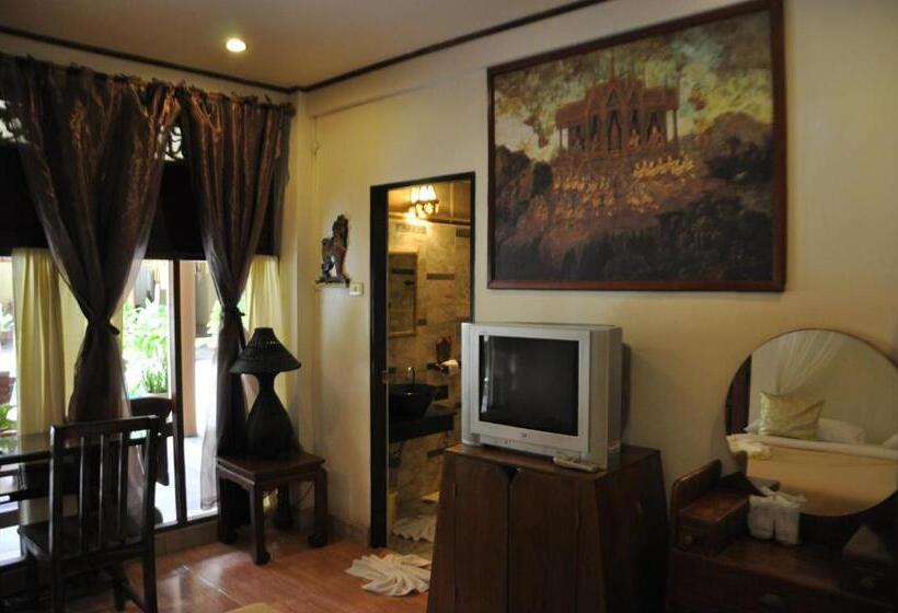 اتاق سوپریور, Ruean Thai