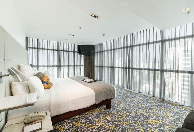 Junior Suite, S15 Sukhumvit   Sha Extra Plus