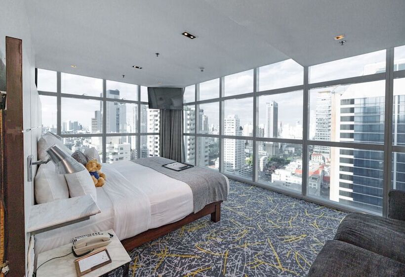 Junior Suite, S15 Sukhumvit   Sha Extra Plus