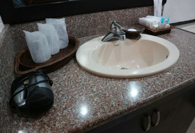 اتاق لوکس, Sea Wind Resort
