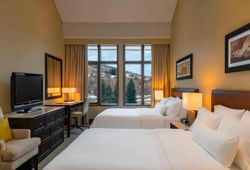 Klassisches Zimmer mit Queenzise Bett, The Westin Riverfront Resort & Spa, Avon, Vail Valley