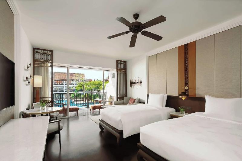 اتاق لوکس با چشم‌انداز استخر, Jw Marriott Khao Lak Resort And Spa
