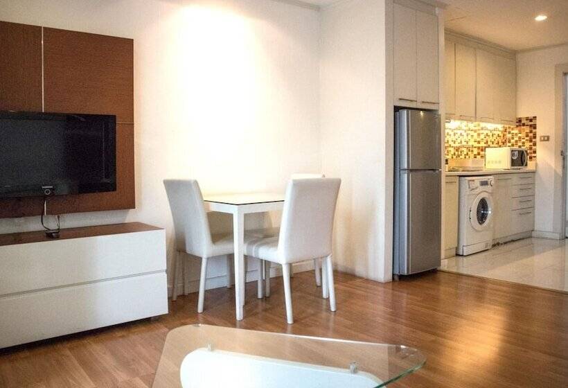 2 Bedroom Executive Suite, Sathorn Grace Serviced Residence