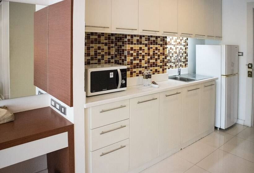 استودیوی استاندارد, Sathorn Grace Serviced Residence