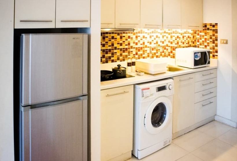 سوییت اجرایی, Sathorn Grace Serviced Residence