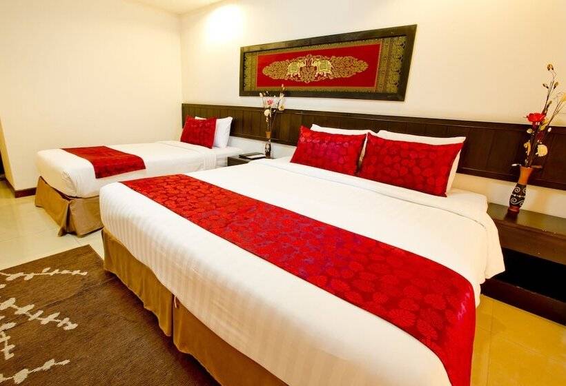 Deluxe Triple Room, Sinsuvarn Airport Suite Hotel Sha Extra Plus Certified B5040